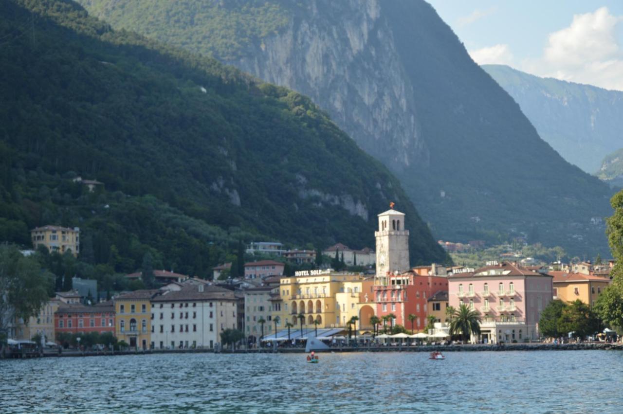 Appartamento Sunrise - Centro Storico N1 Riva del Garda Exteriér fotografie